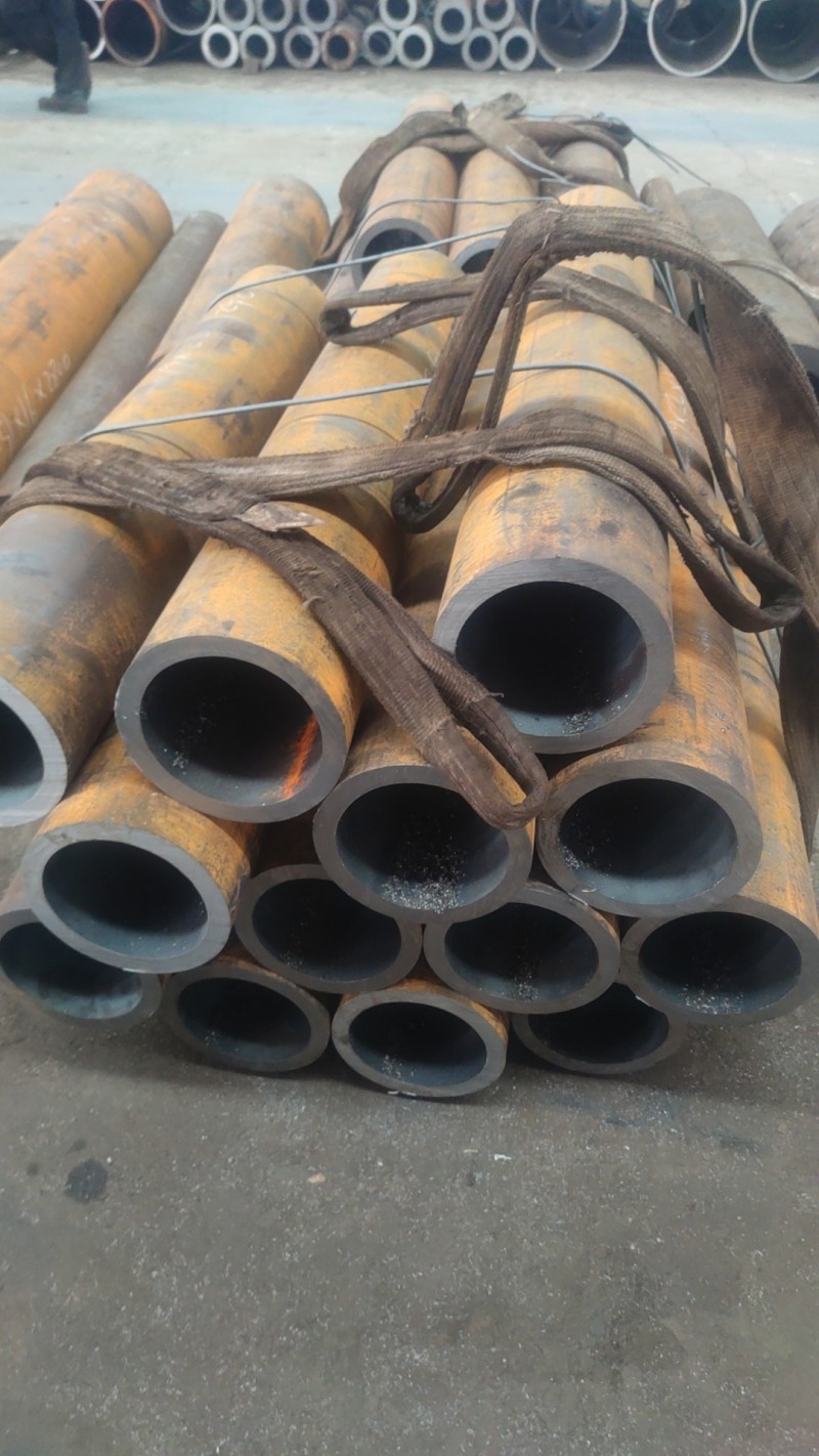 武陵源武陵源武陵源15CrMoG无缝钢管切割